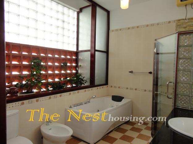 Villa 200 4 17  NVH co Huong 33