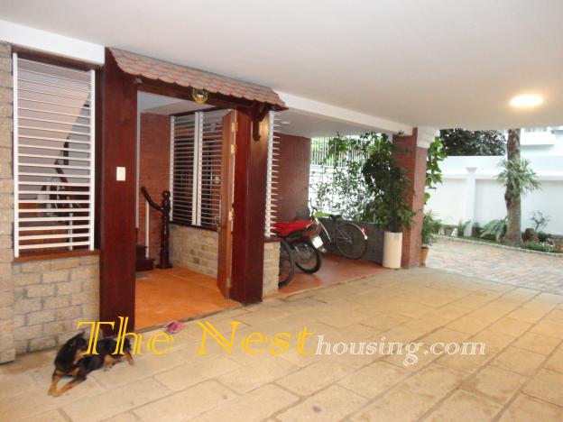 Villa 200 4 17  NVH co Huong 5