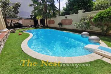 Nice villa for rent in compound, 4 bedrooms, garden and swimming pool, 3300USD