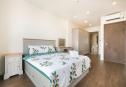 Serviced apartment 2 bedrooms in Saigon Royal