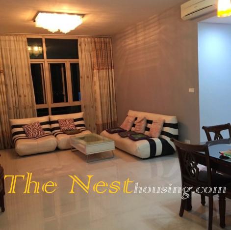 Modern apartment 3 bedrooms for rent in The Vista