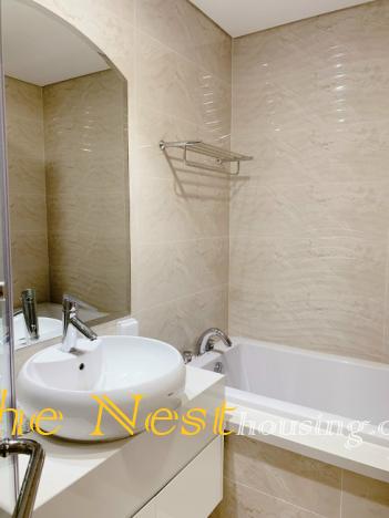 Serviced apartment 2 bedrooms in Vinhomes Central Park