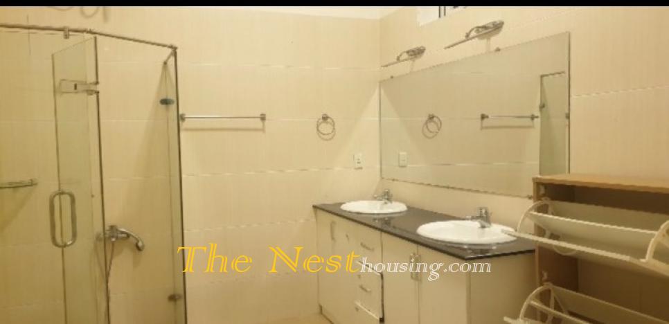 Charming villa for rent in compound
