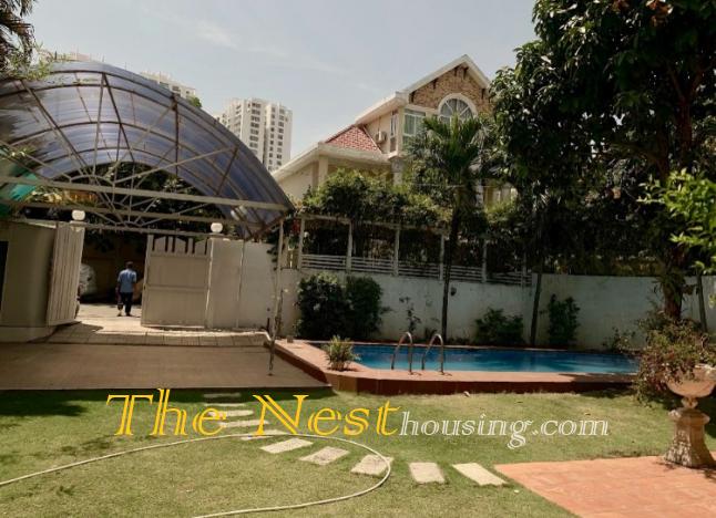 Charming villa for rent in compound