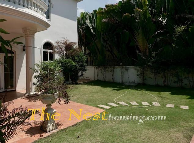 Charming villa for rent in compound