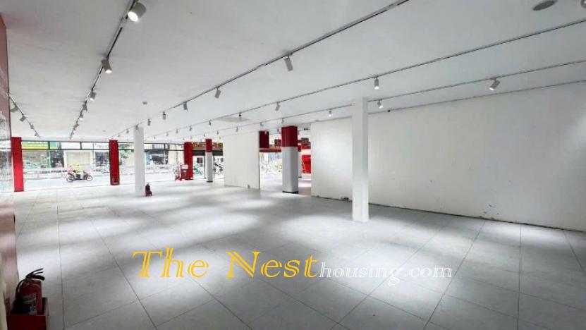 Cho Thuê mặt bằng 1300m2 làm showroom số 138 Quang Trung P10 Gò Vấp, TPHCM