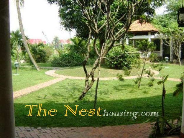 VILLA big garden for rent 16