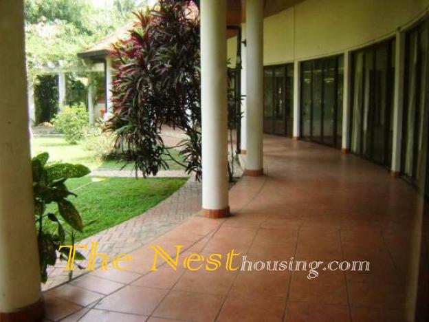 VILLA big garden for rent 17