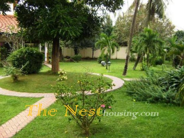 VILLA big garden for rent 21