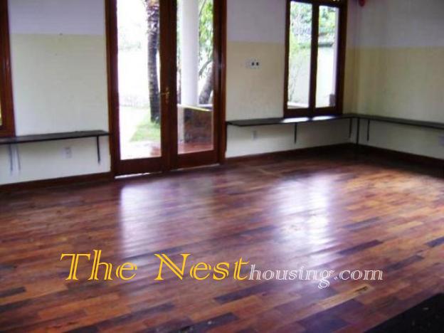 VILLA big garden for rent 27