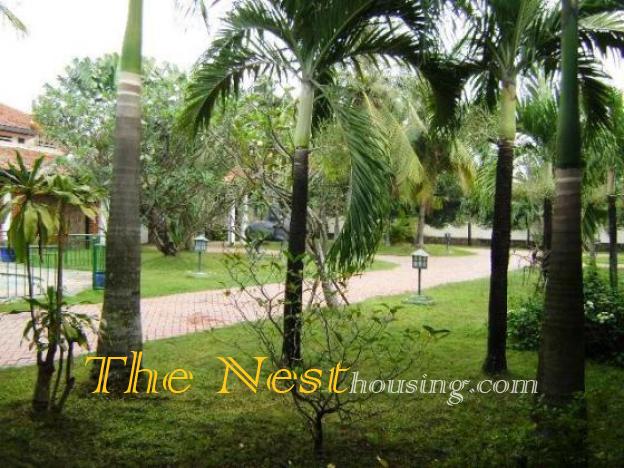 VILLA big garden for rent 28