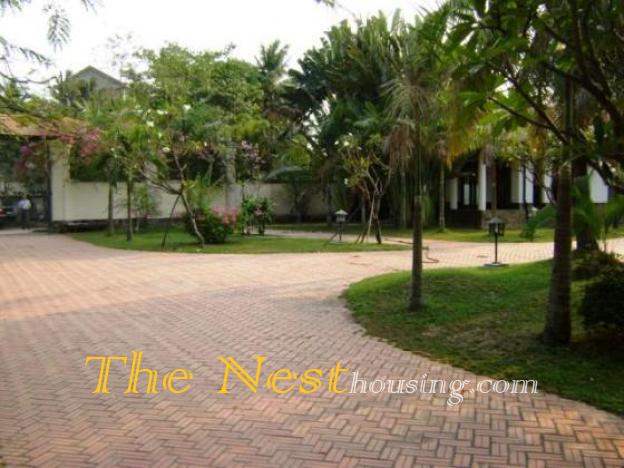 VILLA big garden for rent 31