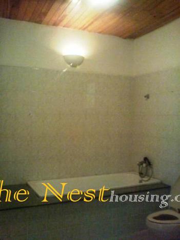 VILLA big garden for rent 37