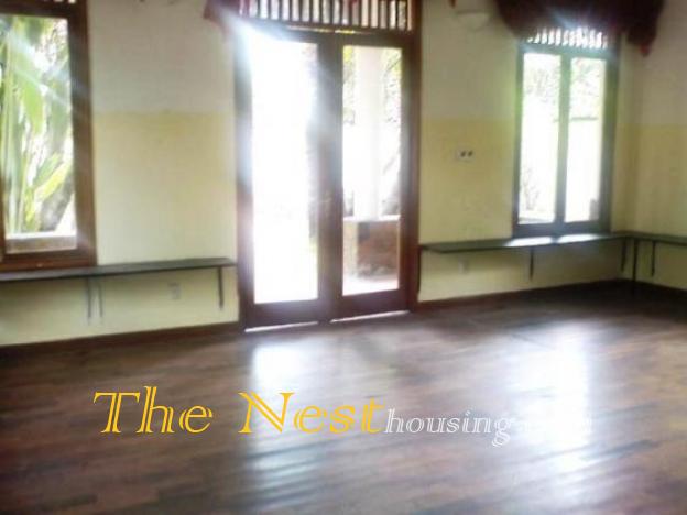 VILLA big garden for rent 53
