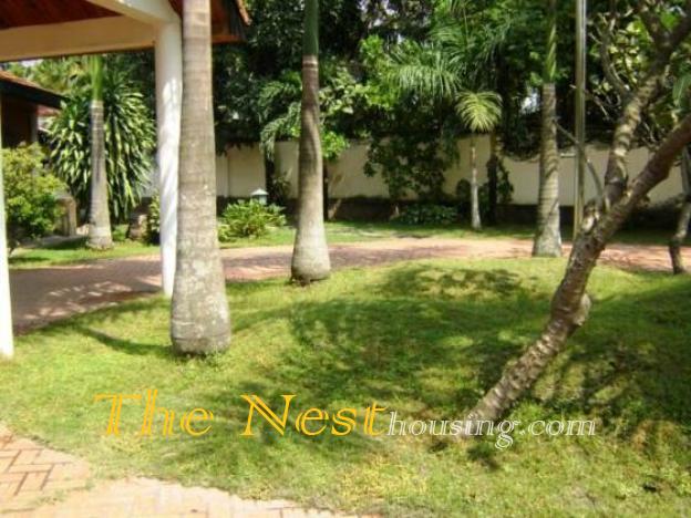 VILLA big garden for rent 7
