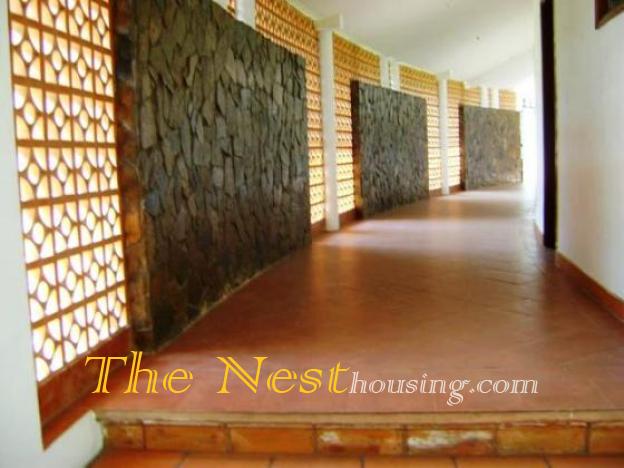 VILLA big garden for rent 8