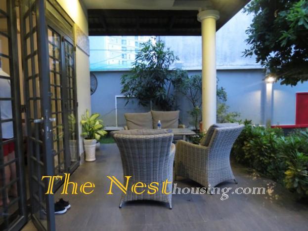 Villa with garden for rent in Thao Dien district 2