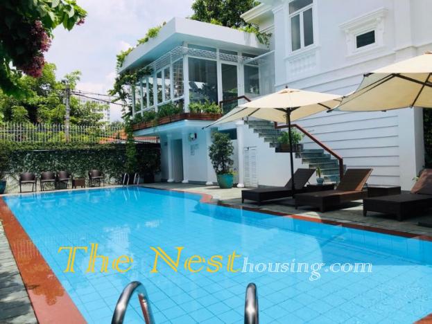 Nice villa for rent in compound Thao Dien