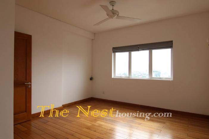 Apartment 3 bedrooms for rent in River garden