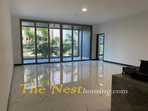 Penthouse for rent in Estella