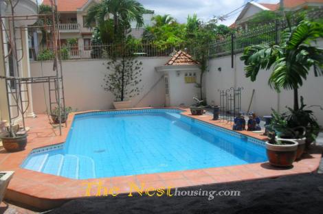 Modern villa for rent in Thao Dien, good location, 3 bedrooms, 1 office room, 3800 USD