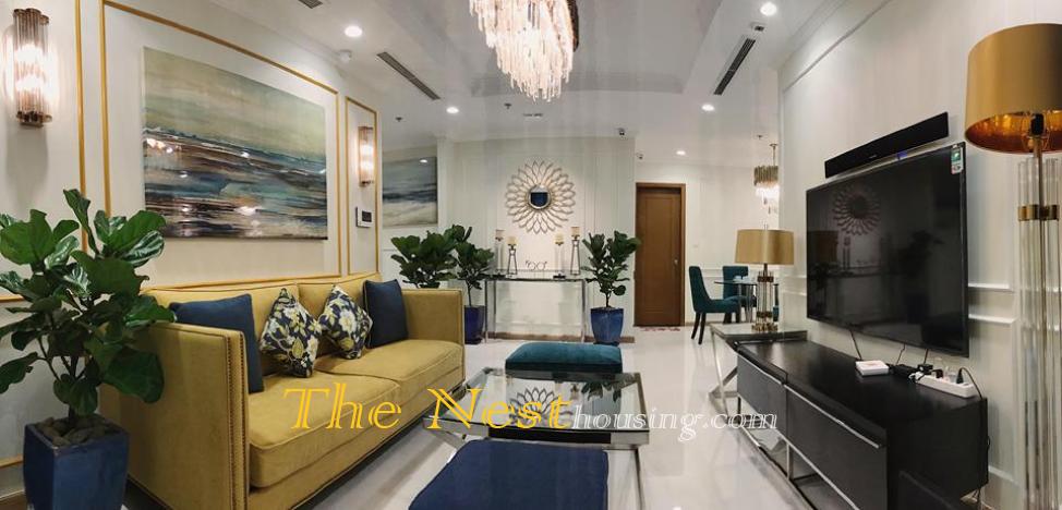 Vinhomes Central Park with 3 Bedrooms Apartment For Rent